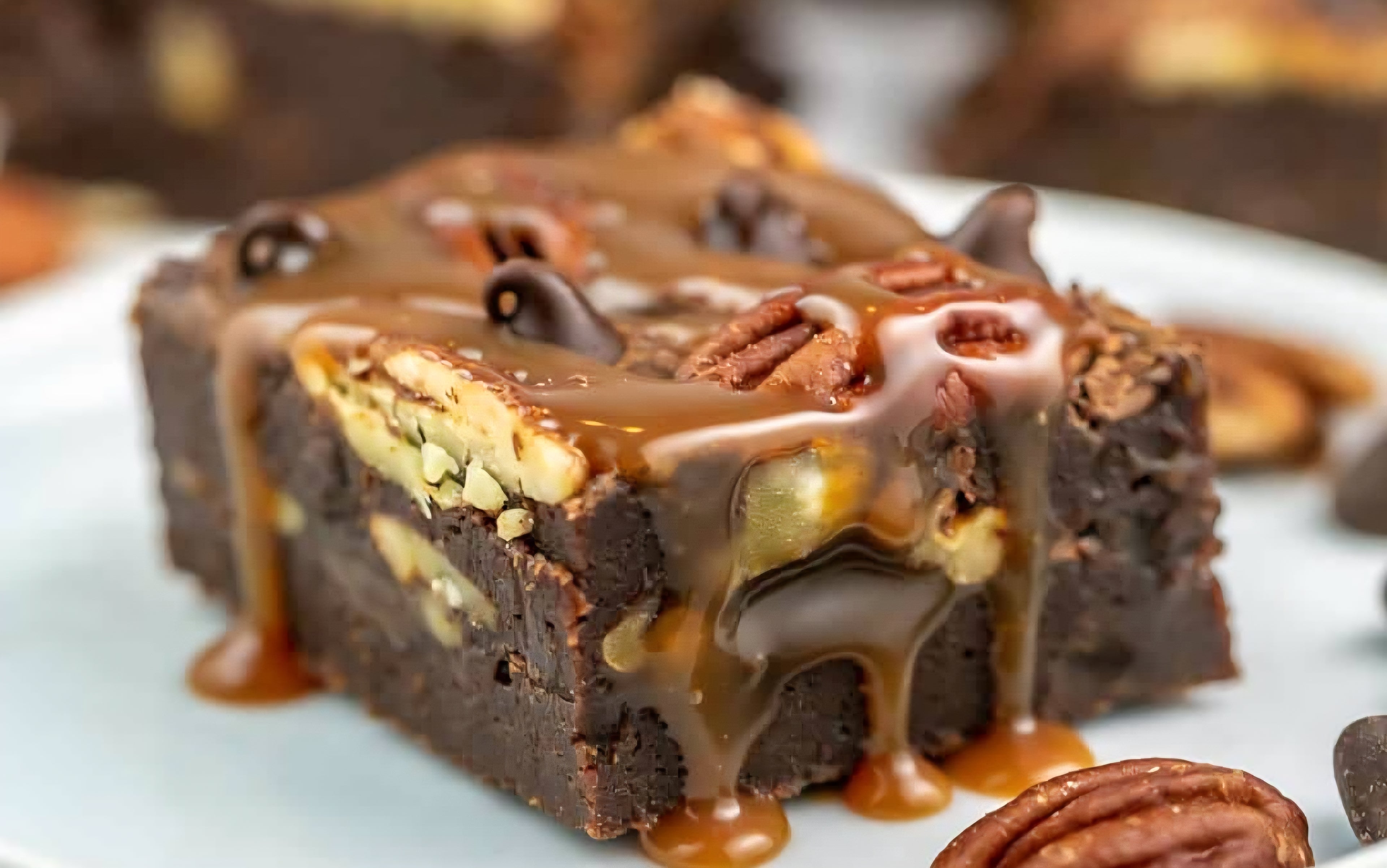 Turtle Brownies ( 8 Brownies )